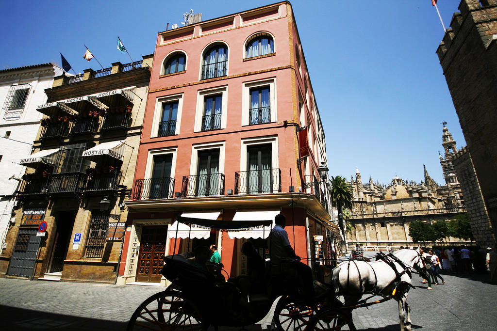 Hostal Van Gogh Sevilla Eksteriør bilde