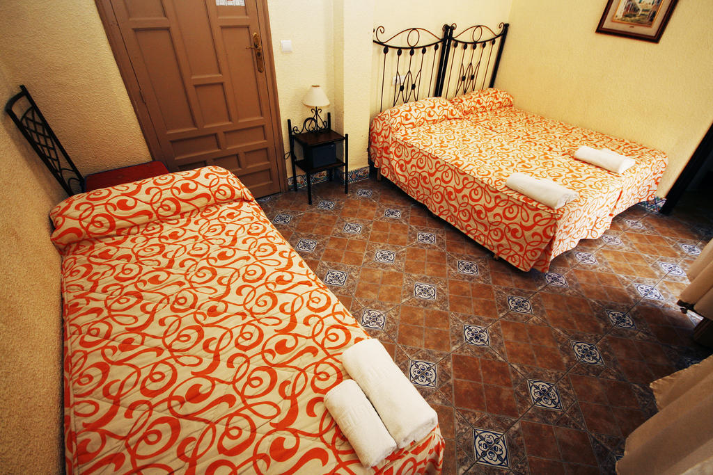 Hostal Van Gogh Sevilla Eksteriør bilde