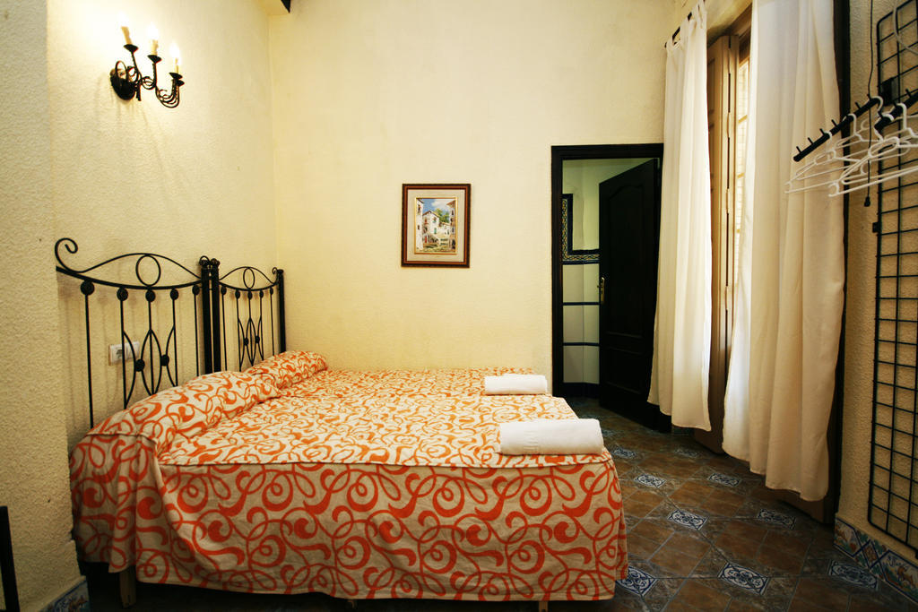 Hostal Van Gogh Sevilla Eksteriør bilde